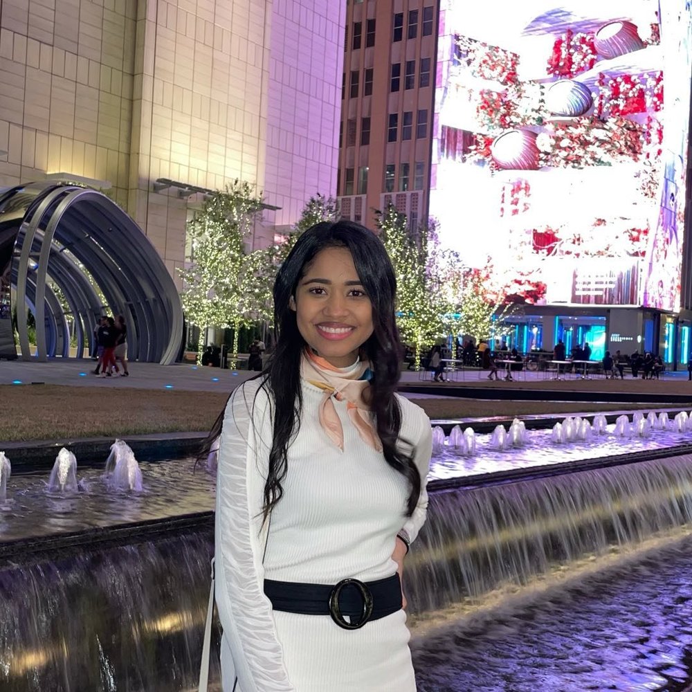 Meet your Posher, Nicole